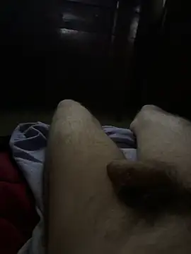 Snapshot of Miky_21 chatting on March 19, 2025, 1:32 am Miky 21 online show from March 19, 2025, 1:32 am