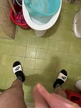 Snapshot of Miky_21 chatting on September 10, 2025, 4:12 am Miky 21 online show from September 10, 2025, 4:12 am