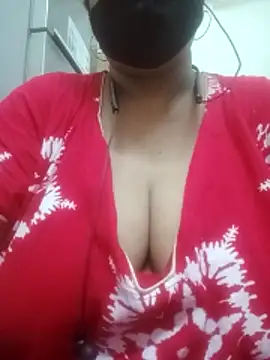 zeepe19 online show from April 24, 2026, 2:25 am