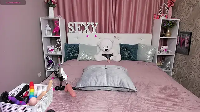 KattyPeachX online show from February 14, 2025, 1:23 am