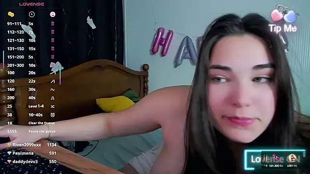 Lillianhot68 online show from March 4, 2025, 2:21 pm