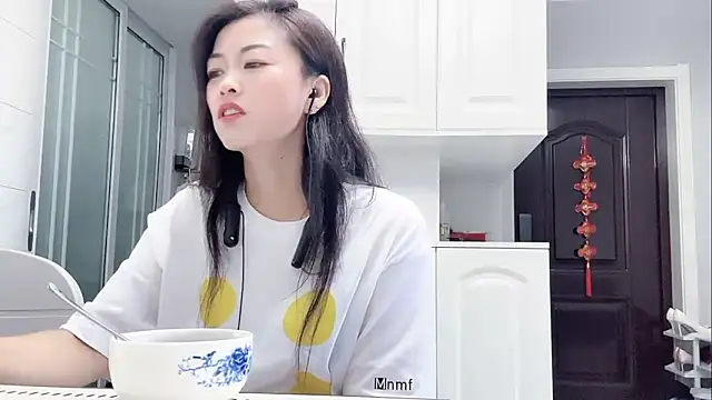 QianF-666 online show from September 10, 2025, 12:32 am