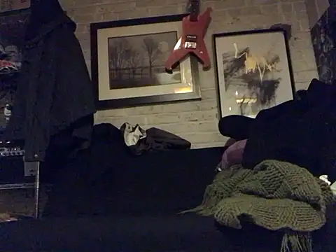 Snapshot of Gman143187 chatting on December 22, 2024, 5:23 am Gman143187 online show from December 22, 2024, 5:23 am