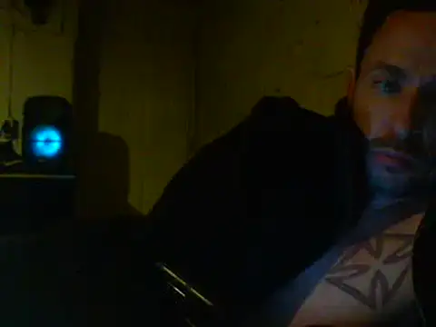 Snapshot of Gman143187 chatting on January 27, 2025, 8:29 am Gman143187 online show from January 27, 2025, 8:29 am