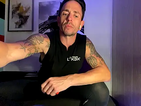 Snapshot of Gman143187 chatting on October 2, 2025, 2:07 am Gman143187 online show from October 2, 2025, 2:07 am