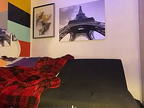 Snapshot of Gman143187 chatting on October 12, 2025, 2:21 am Gman143187 online show from October 12, 2025, 2:21 am