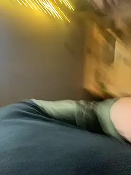 Snapshot of Gman143187 chatting on October 27, 2025, 7:34 am Gman143187 online show from October 27, 2025, 7:34 am