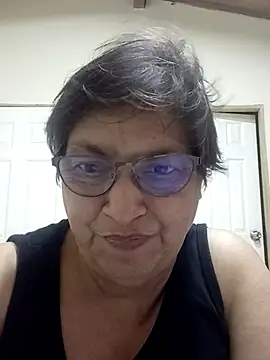 florecita69 online show from March 19, 2025, 2:16 am