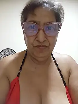 Snapshot of florecita69 chatting on July 24, 2026, 2:31 am florecita69 online show from July 24, 2026, 2:31 am