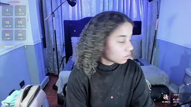 Mayaa ross online show from September 18, 2025, 3:41 am