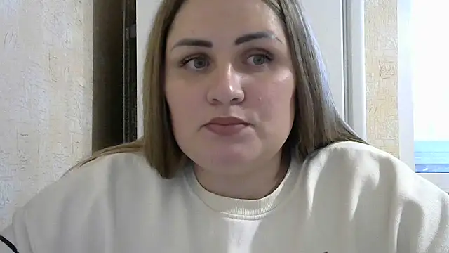 Snapshot of Honeydew-Waves chatting on December 3, 2024, 12:38 pm Honeydew-Waves online show from December 3, 2024, 12:38 pm