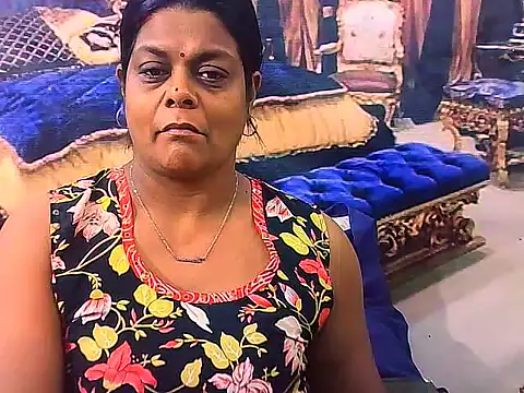 indianCherryPie online show from February 15, 2026, 6:32 am