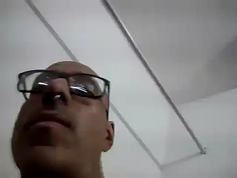 Snapshot of Flippyx4U chatting on December 16, 2025, 2:00 pm Flippyx4U online show from December 16, 2025, 2:00 pm