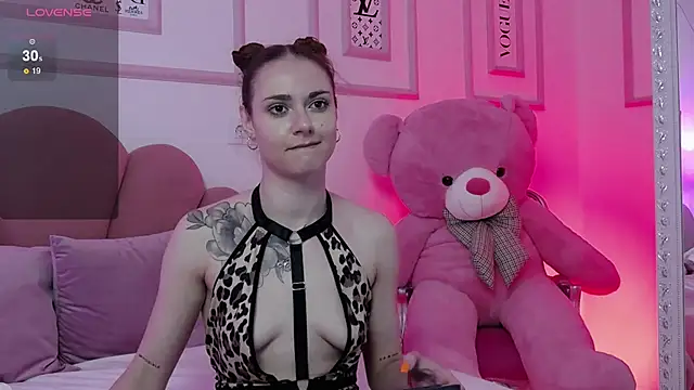 Abby  White online show from February 17, 2025, 8:58 pm