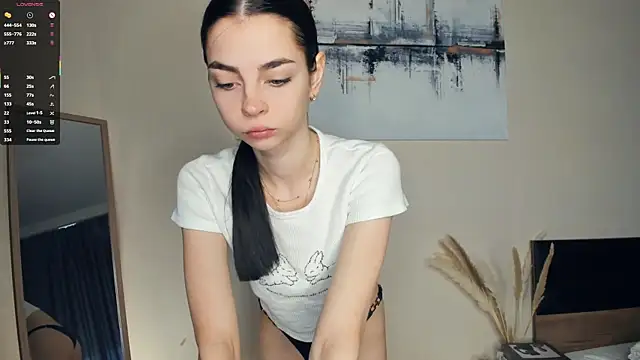 Snapshot of MaryJacksoon chatting on May 23, 2026, 12:31 pm MaryJacksoon online show from May 23, 2026, 12:31 pm