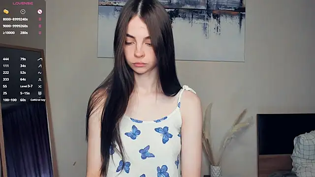 MaryJacksoon online show from August 3, 2026, 7:51 am
