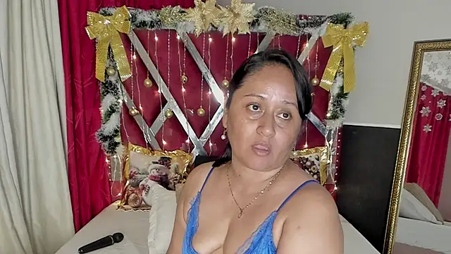 MicaelaHot  online show from November 30, 2025, 3:10 am