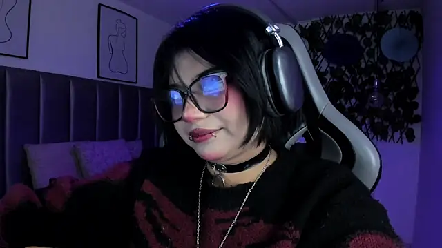 Snapshot of Kitty_Gang chatting on July 2, 2026, 3:23 am Kitty Gang online show from July 2, 2026, 3:23 am