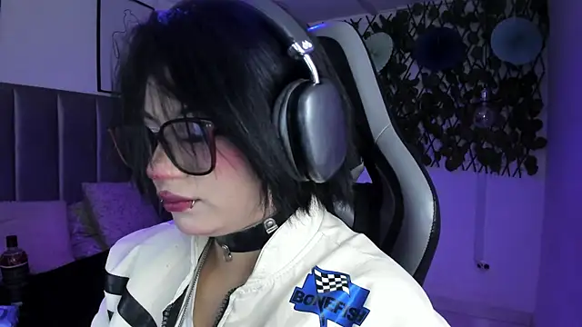 Snapshot of Kitty_Gang chatting on July 11, 2026, 1:08 am Kitty Gang online show from July 11, 2026, 1:08 am