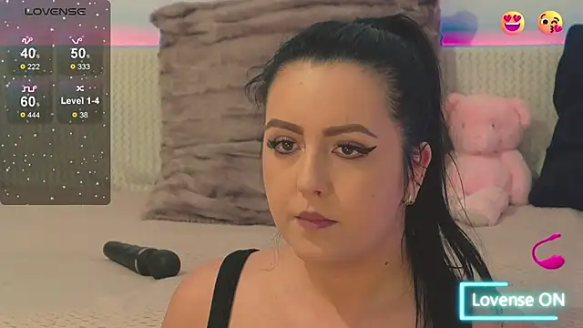 Snapshot of Ariel__Blossom chatting on January 28, 2025, 2:21 pm Ariel Blossom online show from January 28, 2025, 2:21 pm