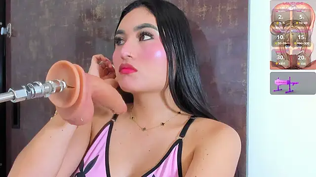 Snapshot of dazhia_lee chatting on October 28, 2025, 8:00 pm dazhia lee online show from October 28, 2025, 8:00 pm