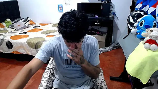 Snapshot of freddy_romas chatting on June 1, 2026, 4:31 pm freddy romas online show from June 1, 2026, 4:31 pm