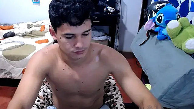 Snapshot of freddy_romas chatting on June 5, 2026, 12:11 pm freddy romas online show from June 5, 2026, 12:11 pm