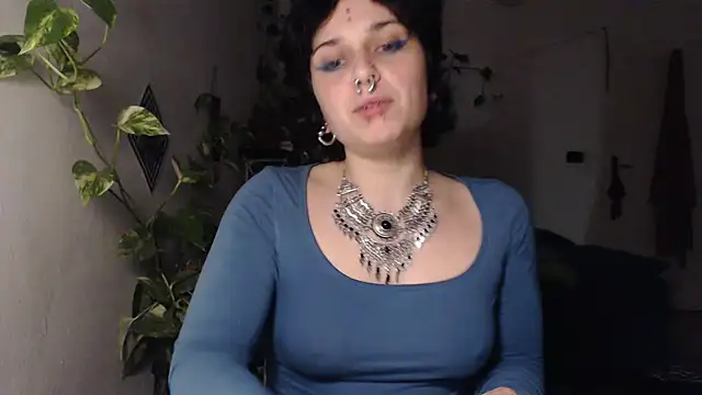 kinkyspirali online show from January 17, 2026, 11:30 pm