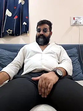 Fun Guuy online show from April 25, 2026, 4:04 am
