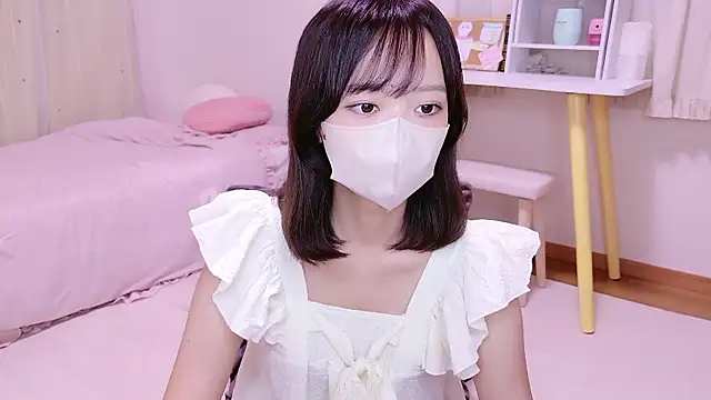 Snapshot of HANApipi chatting on September 19, 2025, 11:11 am HANApipi online show from September 19, 2025, 11:11 am