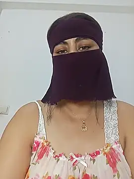 Lalou online show from July 24, 2026, 2:37 pm