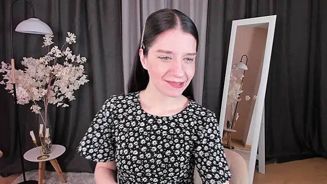 helentasty online show from March 3, 2025, 2:26 am