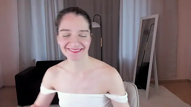 helentasty online show from September 22, 2025, 2:13 am