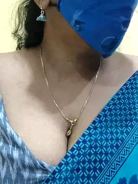 mallu-sumi online show from March 6, 2025, 2:51 pm