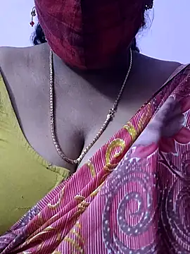 mallu-sumi online show from November 7, 2025, 11:54 am