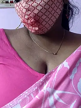 mallu-sumi online show from November 25, 2025, 3:28 am