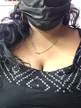 mallu-sumi online show from January 8, 2026, 2:47 am