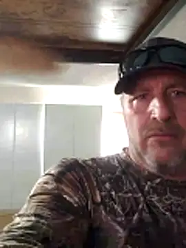 Snapshot of girthbrooks1269 chatting on December 18, 2025, 9:10 pm girthbrooks1269 online show from December 18, 2025, 9:10 pm