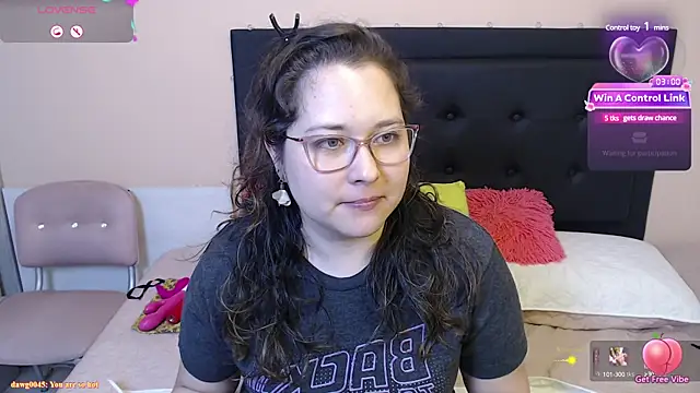 Snapshot of May_Carlier chatting on February 11, 2025, 4:44 am May Carlier online show from February 11, 2025, 4:44 am