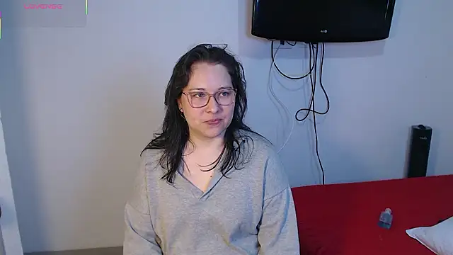 Snapshot of May_Carlier chatting on March 1, 2026, 3:19 am May Carlier online show from March 1, 2026, 3:19 am