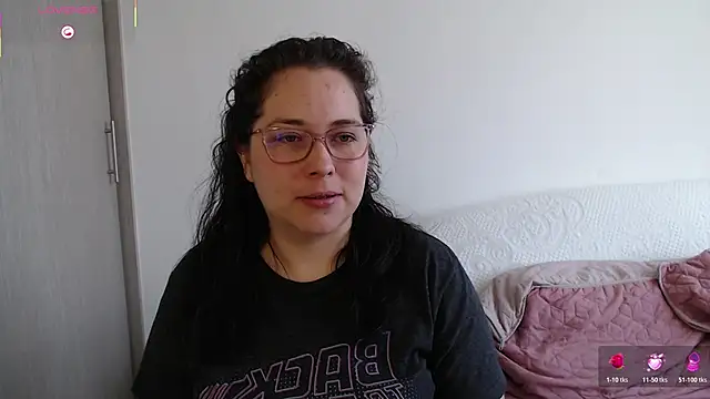 Snapshot of May_Carlier chatting on March 29, 2026, 5:24 pm May Carlier online show from March 29, 2026, 5:24 pm