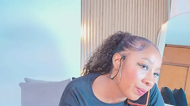 Snapshot of Krystal_cambell1 chatting on March 21, 2025, 8:40 pm Krystal cambell1 online show from March 21, 2025, 8:40 pm