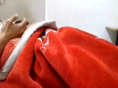 Snapshot of wknows2 chatting on December 5, 2025, 6:04 pm wknows2 online show from December 5, 2025, 6:04 pm