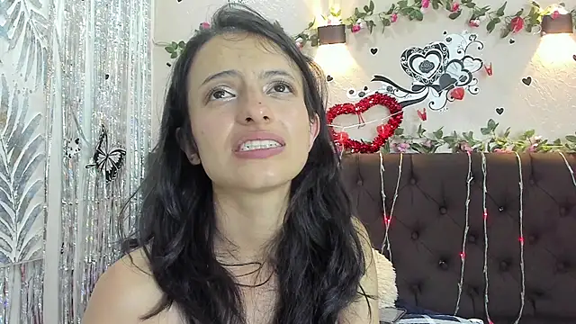 HottCandy21 online show from February 20, 2025, 7:19 pm