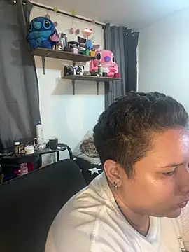Snapshot of Mabelydani chatting on July 1, 2026, 9:25 pm Mabelydani online show from July 1, 2026, 9:25 pm