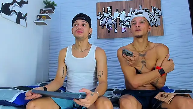 Friendsofeverything  online show from September 23, 2025, 1:14 pm