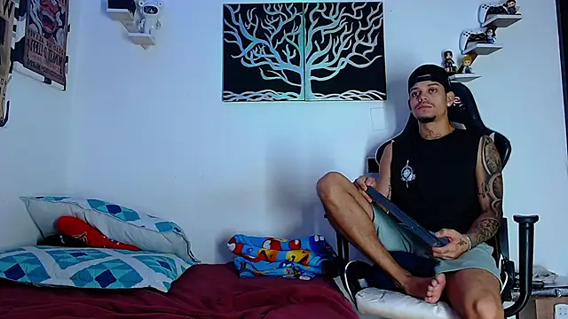 Friendsofeverything  online show from April 30, 2026, 2:23 pm