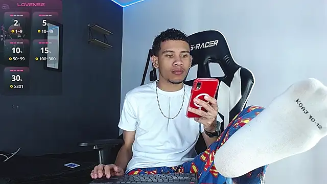 Romancartier 1 online show from January 7, 2025, 9:46 pm