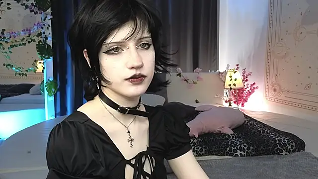 Snapshot of dark_vamp_ chatting on March 2, 2025, 11:39 am dark vamp online show from March 2, 2025, 11:39 am