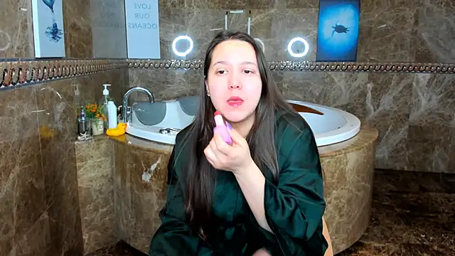 Snapshot of Mira_Karter chatting on March 5, 2025, 2:46 am Mira Karter online show from March 5, 2025, 2:46 am